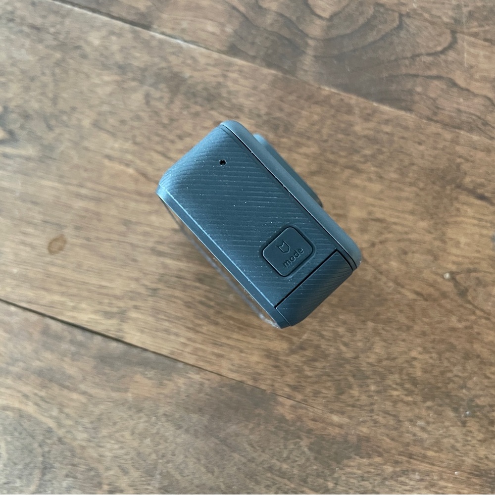 GoPro HERO5 Black Action Camera - Picture 2 of 10